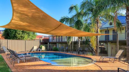 Bridges on Meninya Motel & Apartments - Property Details