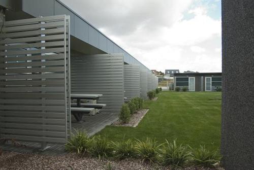 Brighton Hotel Motel - Property Overview and Location