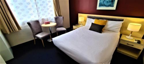 Brunswick Tower Hotel - Overview and Location