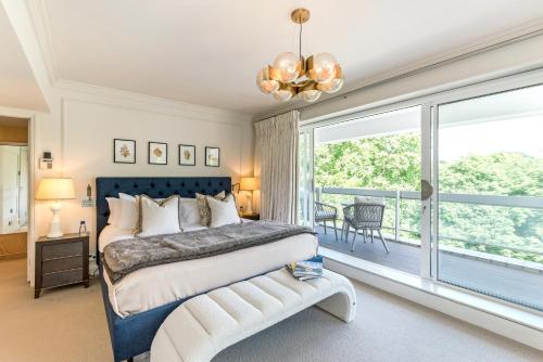Buckingham & Lloyds - Property Overview
