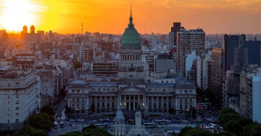 Buenos Aires: Porteno City Tour With Wine Tasting