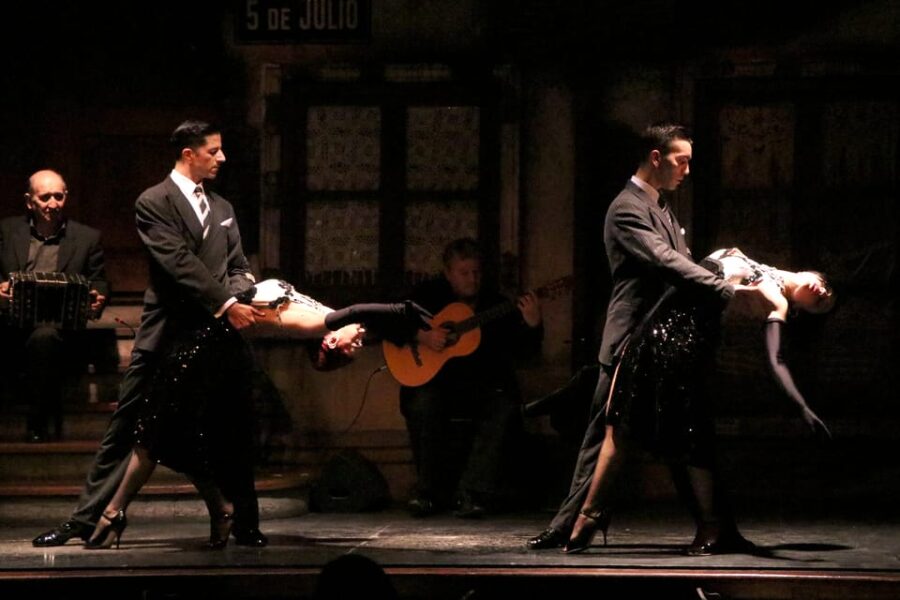 Buenos Aires: the Aljibe Tango Show With Optional Dinner