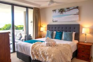 Cairns Luxury Waterview Apartment - Property Overview
