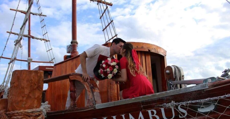 Cancun: Romantic Dinner on a Galleon With Sax Music & Drinks