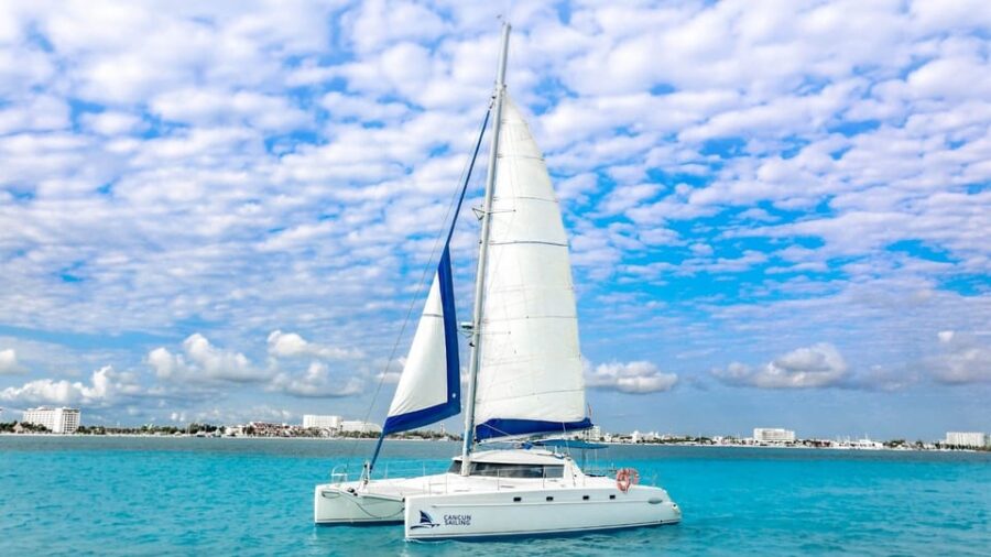 Catamaran Tour to Isla Mujeres From Cancun All Inclusive