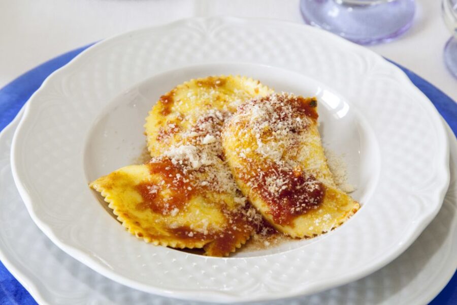 Catania: Dining Experience at a Locals Home