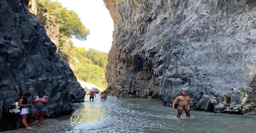 Catania: Mount Etna and Alcantara River Guided Tour