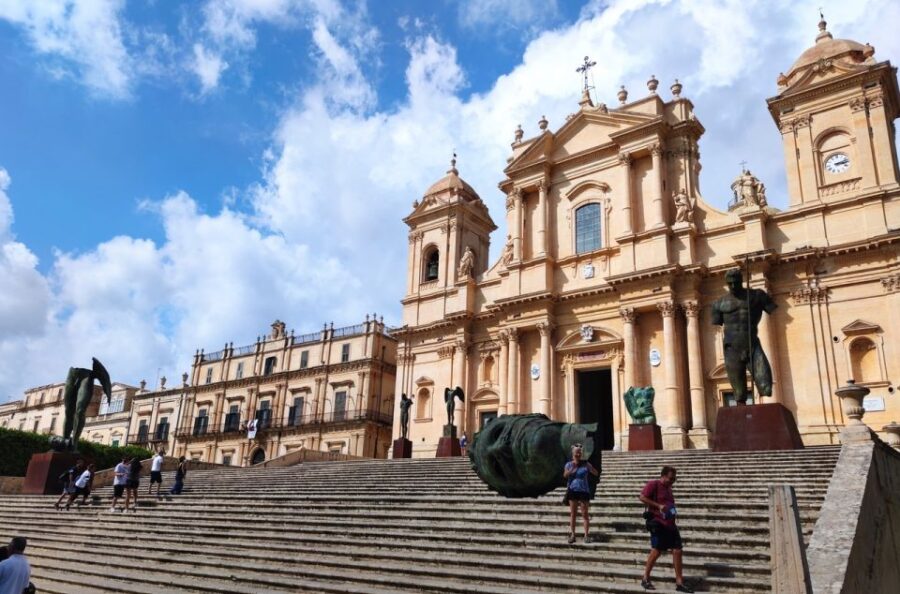 Catania: Syracuse, Ortigia, and Noto Guided Tour