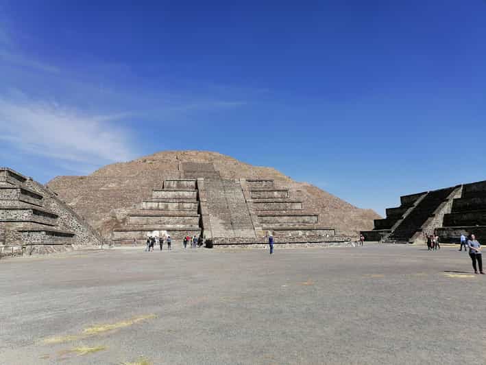 CDMX Teotihuacan Balloon Flight, Breakfast & Pickup & Mezcal