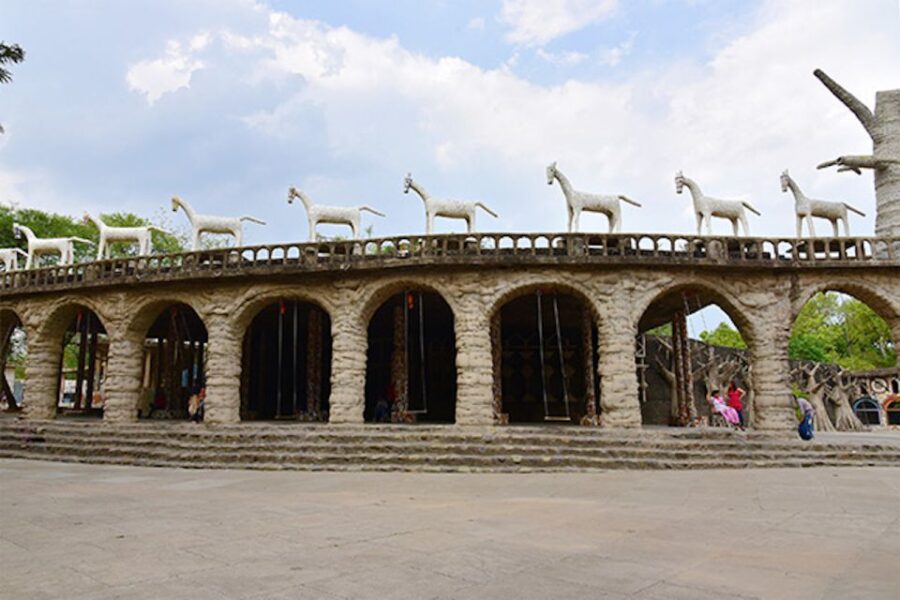 Chandigarh: Private Car Hire With Driver and Flexible Hours