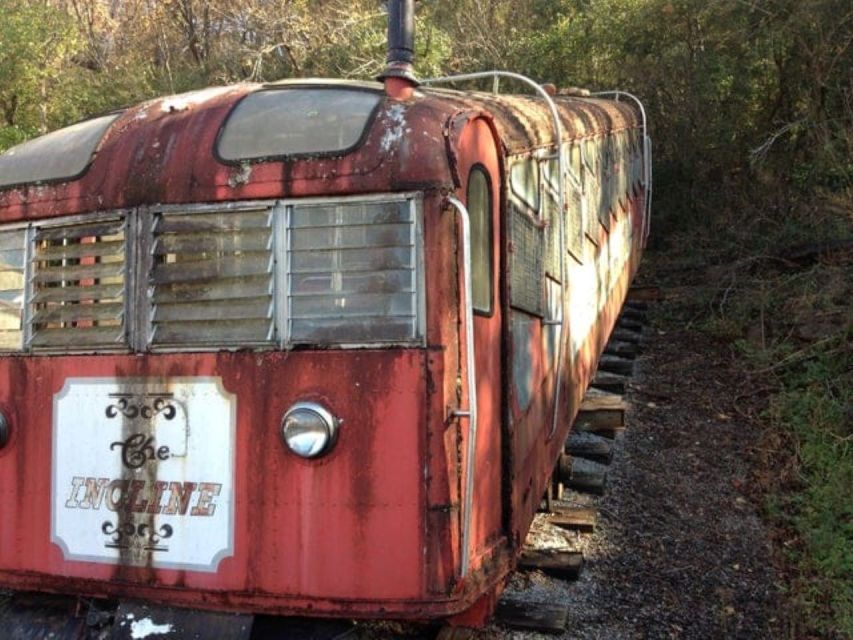 Chattanooga: Derailed Trolley Tour and Train Ride