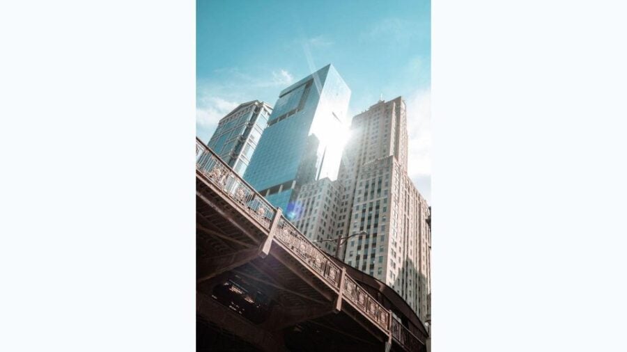 Chicago: Architecture Boat Tour With Drinks