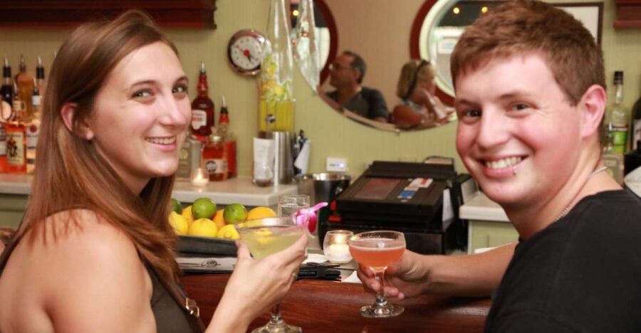 Chicago: Prohibition Speakeasies Bus Tour or Walking Tour