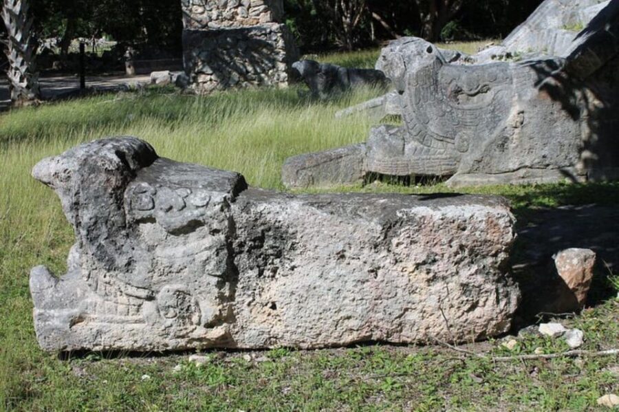 Chichen Itza: Tour to One of the Seven Wonders of the World