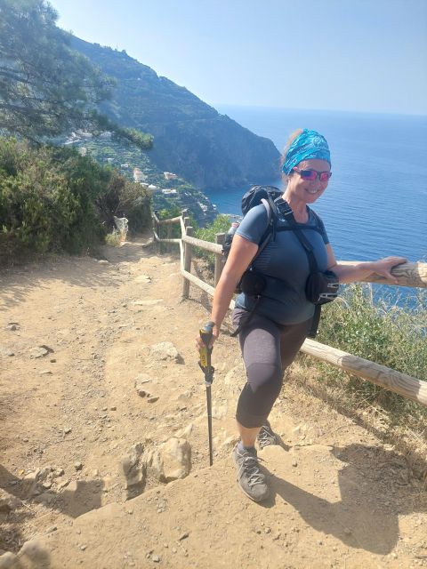 Cinque Terre From Riomaggiore to Manarola and Vineyards