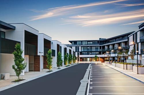Clayton Serviced Apartments - Overview and Location