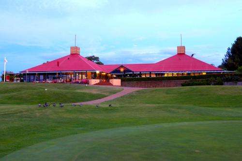 Club Wyndham Port Stephens - Location and Proximity