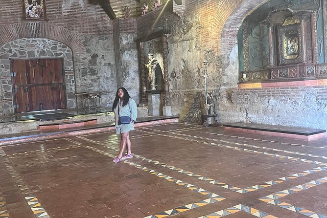 Colonial and Cultural Walk in Antigua Guatemala