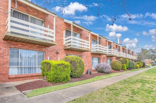 Comfort Inn Clubarham - Location and Rating
