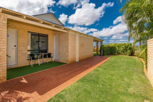 Comfort Inn & Suites Karratha - Hotel Overview