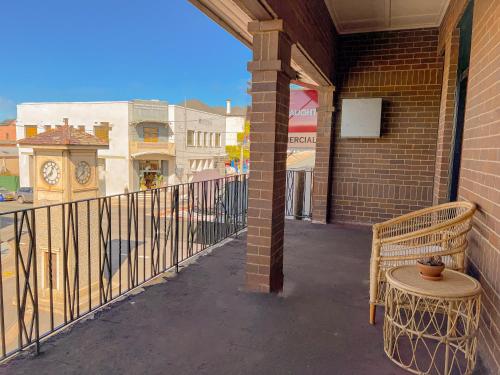 Commercial Hotel Bega Review