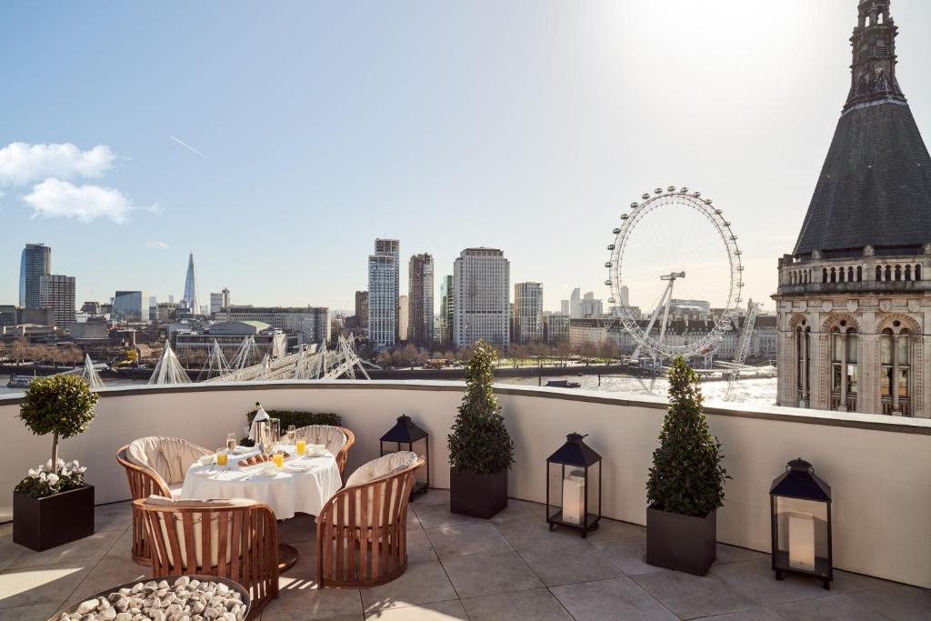 Corinthia London Review