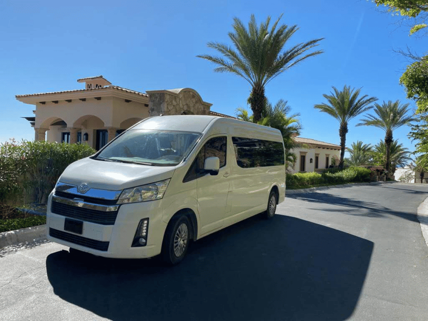 Corredor: Private Airport Roundtrip Transfer - Service Overview