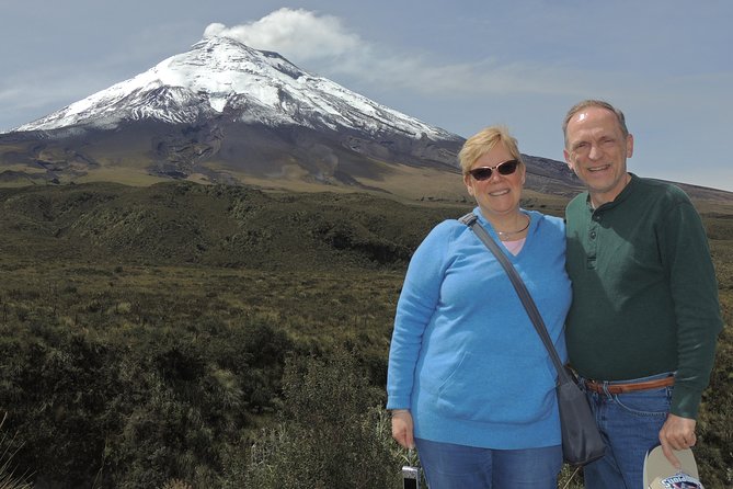 Cotopaxi Volcano and Colonial Hacienda Day Trip
