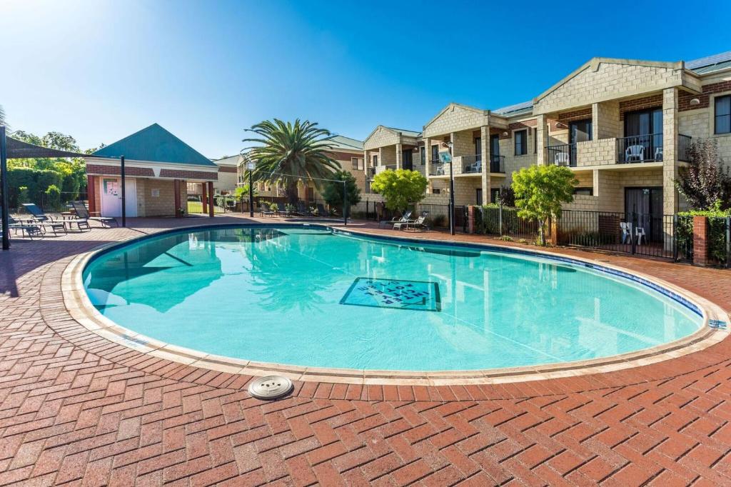 Country Comfort Perth - Property Overview