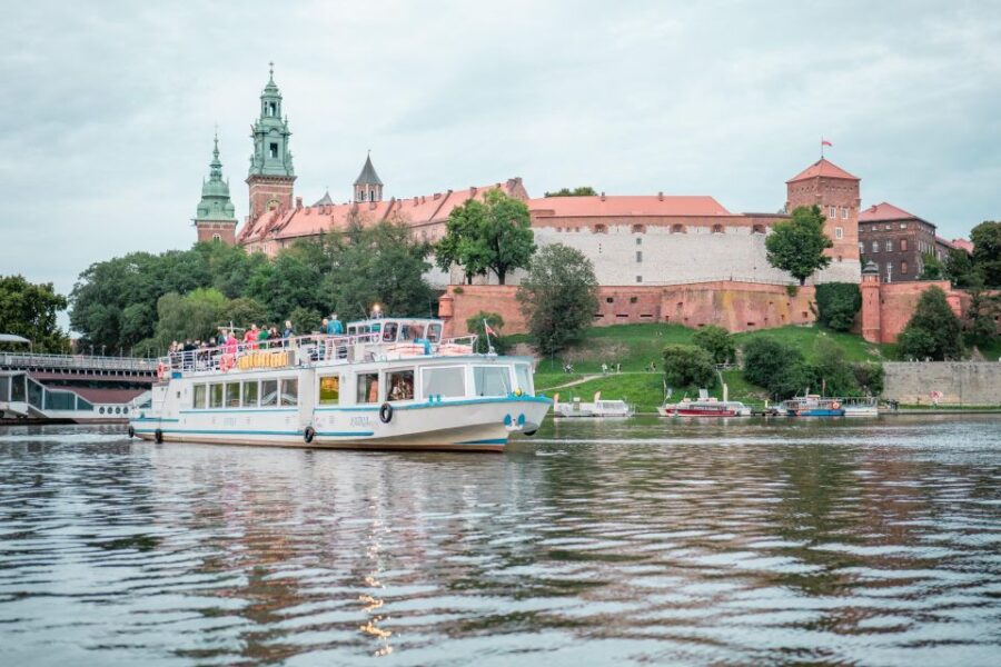 Cracow: Private Evening Boat Tour - Tour Overview
