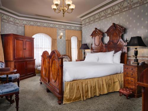 Craigs Royal Hotel - Hotel Overview