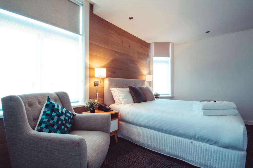 Crown Hotel Surry Hills Review