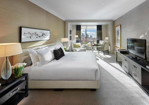 Crown Towers Melbourne Hotel Review