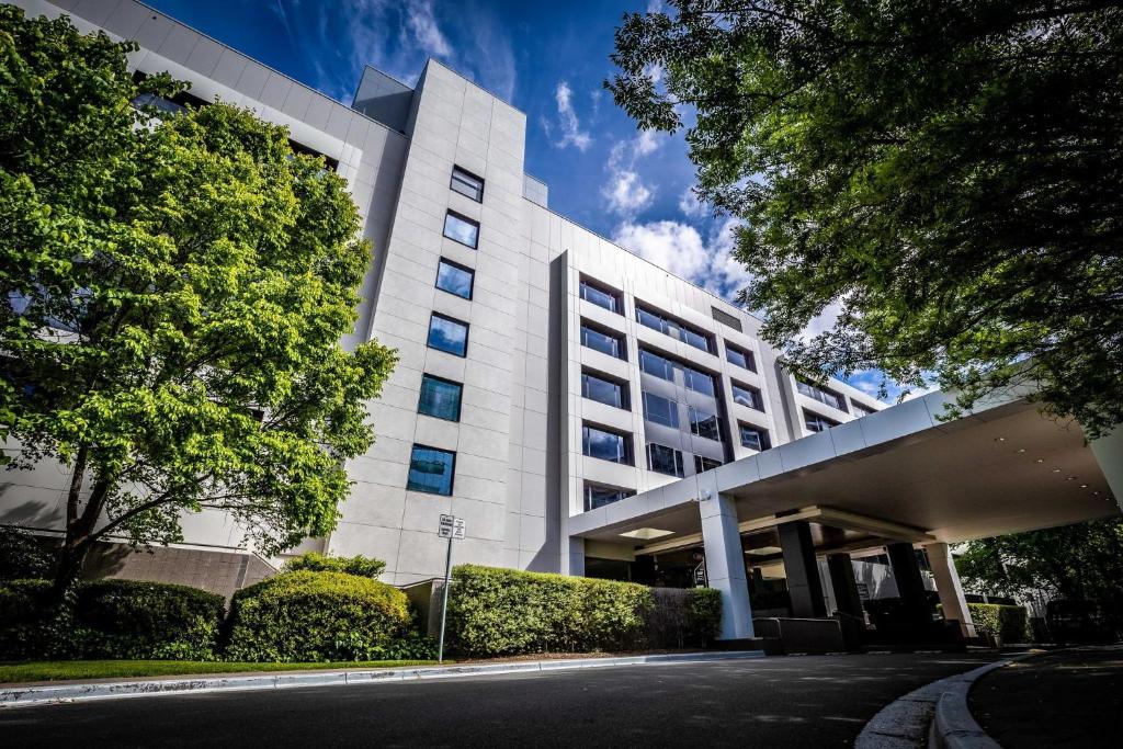 Crowne Plaza Canberra, an IHG Hotel Review