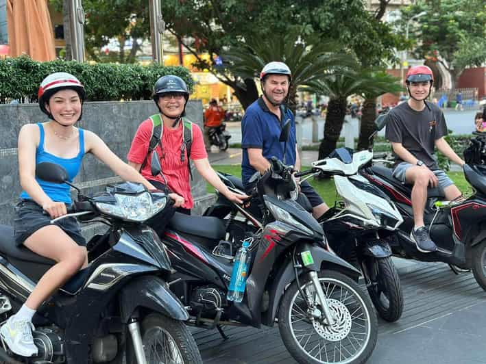 Da Nang: City Exploration And Local Food Tour
