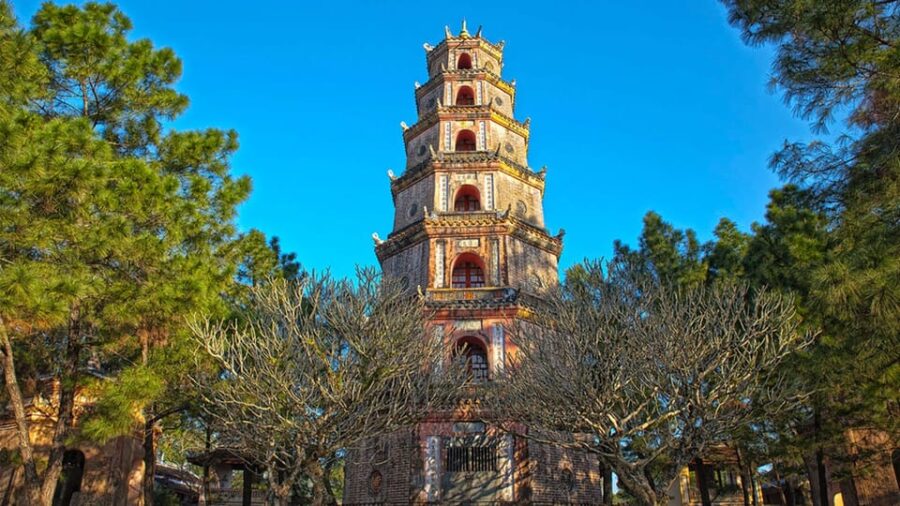 Da Nang – Sightseeing Lang Co Beach – Hue