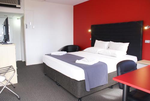 Darwin Poinciana Inn - Property Overview