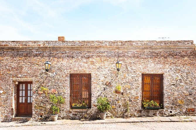 Day Trip to Colonia From Montevideo - Exploring Colonias Historic Landmarks