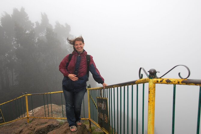 Day Trip to Coonoor (Guided Sightseeing Tour by Car From Ooty)