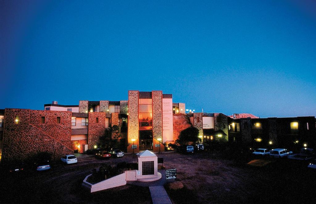 Desert Cave Hotel Review