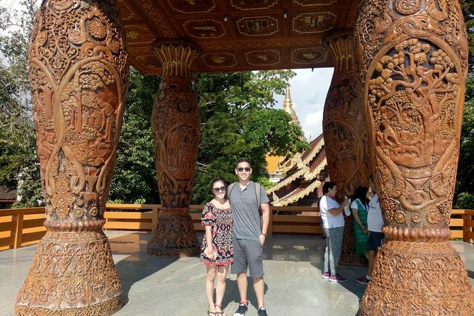 Doi Suthep Temple and Local Crafts Private Tour in Chiang Mai