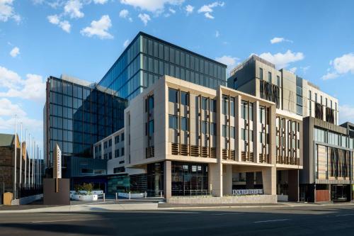 DoubleTree by Hilton Hobart - Hotel Overview