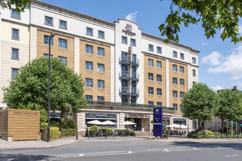DoubleTree by Hilton London Angel Kings Cross - Hotel Overview
