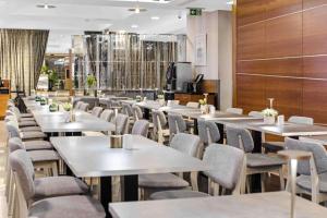 Doubletree By Hilton London Kensington - Location and Accessibility