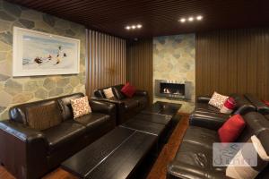Duck Inn Mt Buller - Hotel Overview