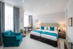 Dukes London - Location and Accessibility