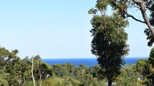Eagle Bay House - Property Overview