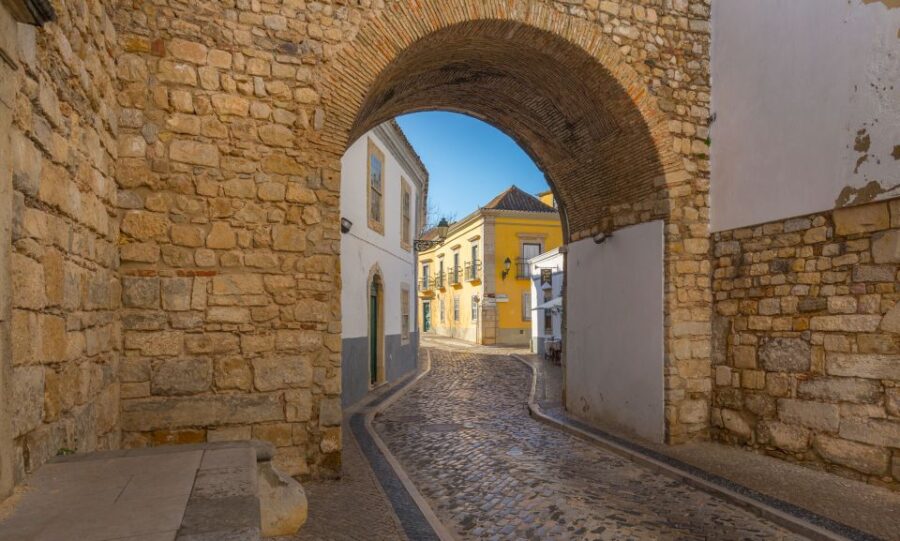 Eastern Portugal: Day Trip to Faro, Olhão, Tavira, & More - Overview of the Day Trip
