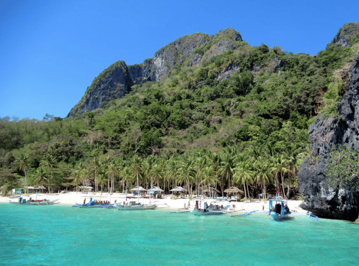 El Nido: Boat Taxi to Seven Commandos or Paradise Beach
