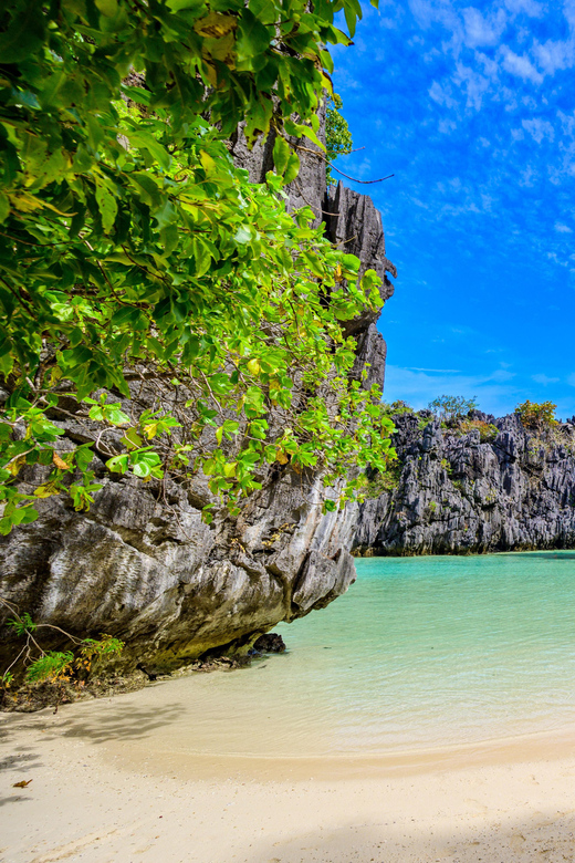 El Nido: Private/Exclusive Island Hopping Tour C BEST PRICE!